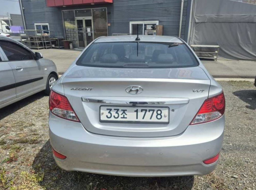 현대 엑센트 1.4VVT 프리미어 사진 4