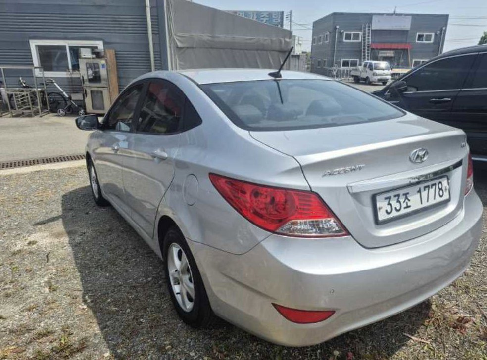 현대 엑센트 1.4VVT 프리미어 사진 5