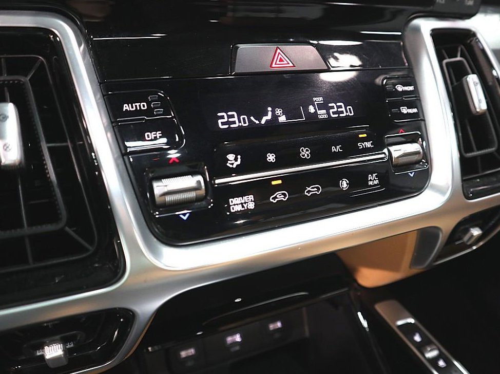 기아 쏘렌토 HEV 1.6 4WD 그래비티 사진 11