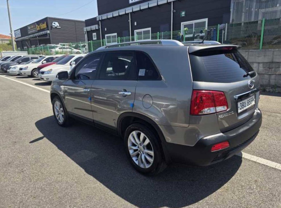 기아 쏘렌토 디젤 2WD 2.0 LIMITED 사진 6