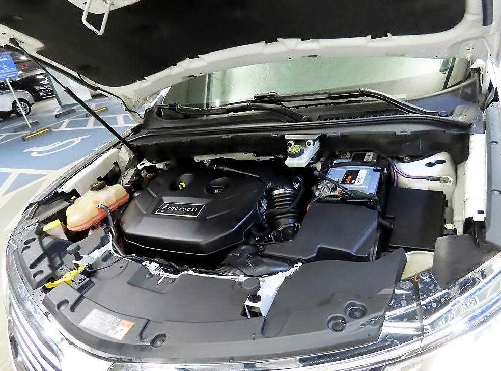 링컨 MKC 2.0 AWD 사진 19