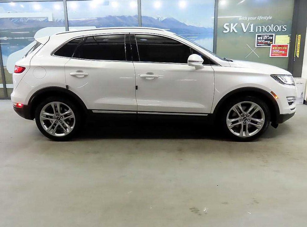 링컨 MKC 2.0 AWD 사진 3