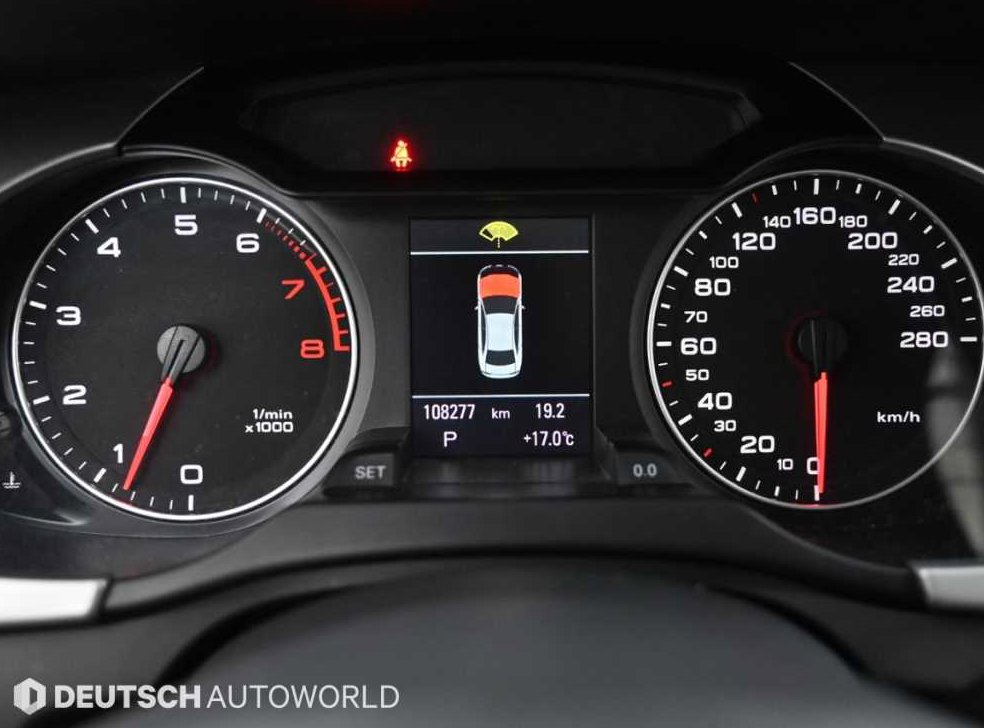 아우디 A4 2.0 TFSI 콰트로 사진 8