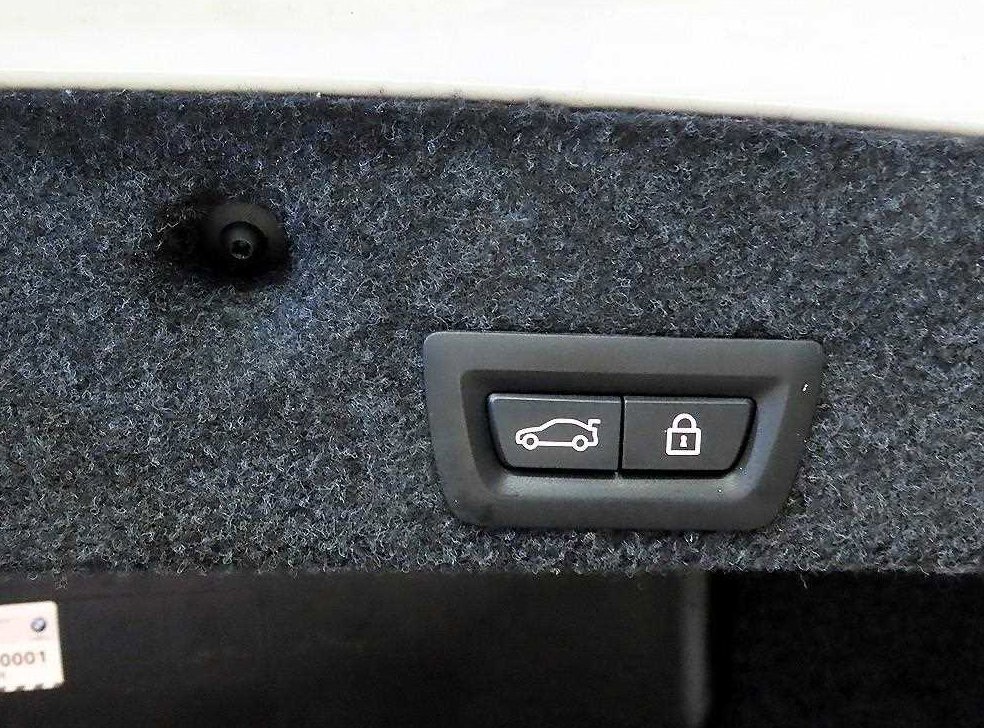 BMW 5시리즈 528i xDrive 사진 16