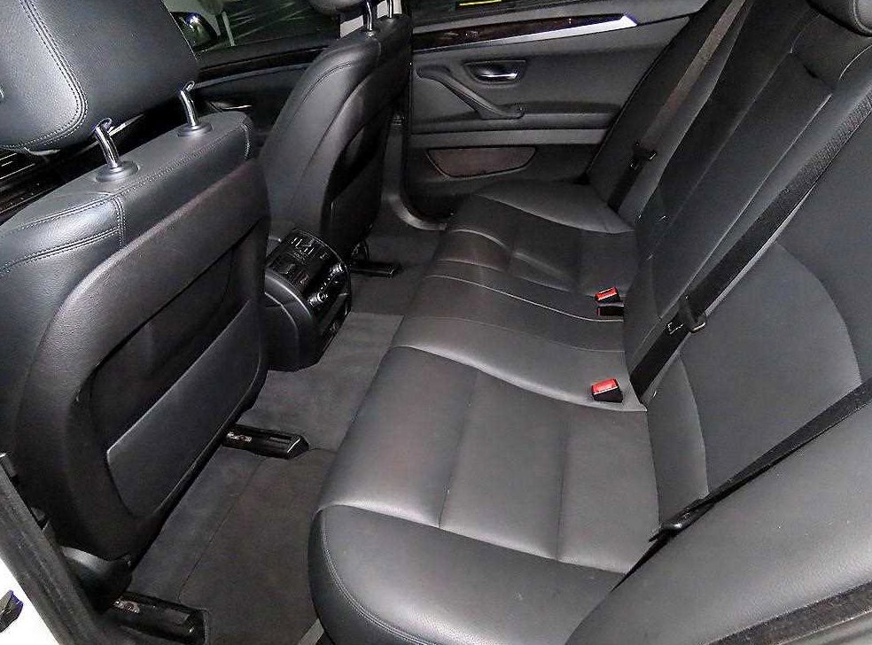 BMW 5시리즈 528i xDrive 사진 7