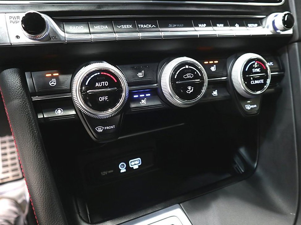 제네시스 G70 3.3T 스포츠 사진 11