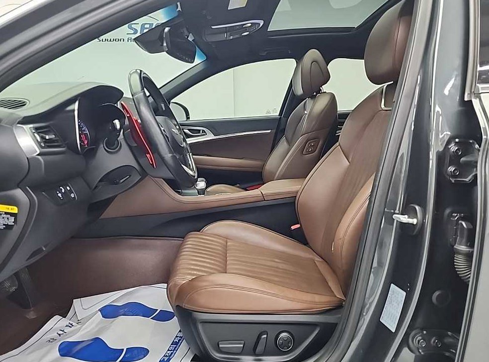 제네시스 G70 2.2D AWD 사진 11