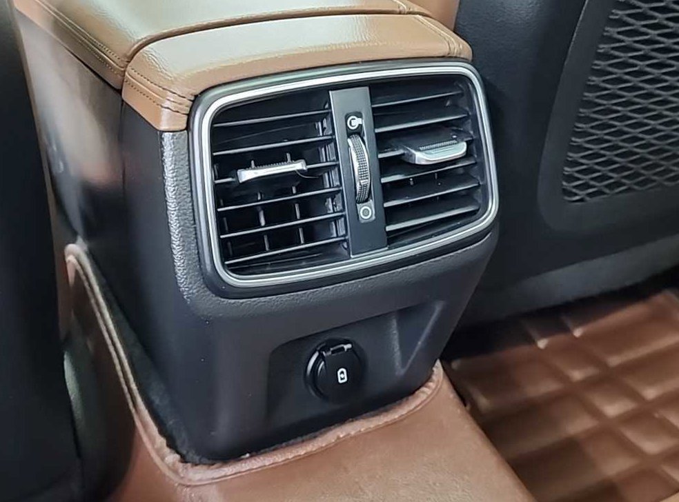 제네시스 G70 2.2D AWD 사진 14