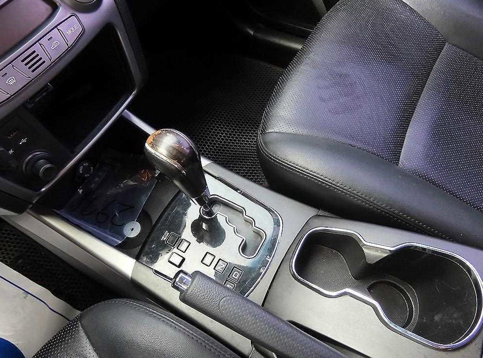 KG모빌리티(쌍용)  코란도 2WD 2.0 CVT 사진 10