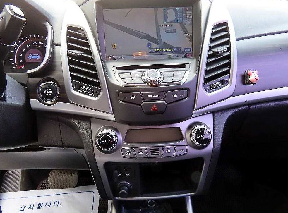 KG모빌리티(쌍용)  코란도 2WD 2.0 CVT 사진 13