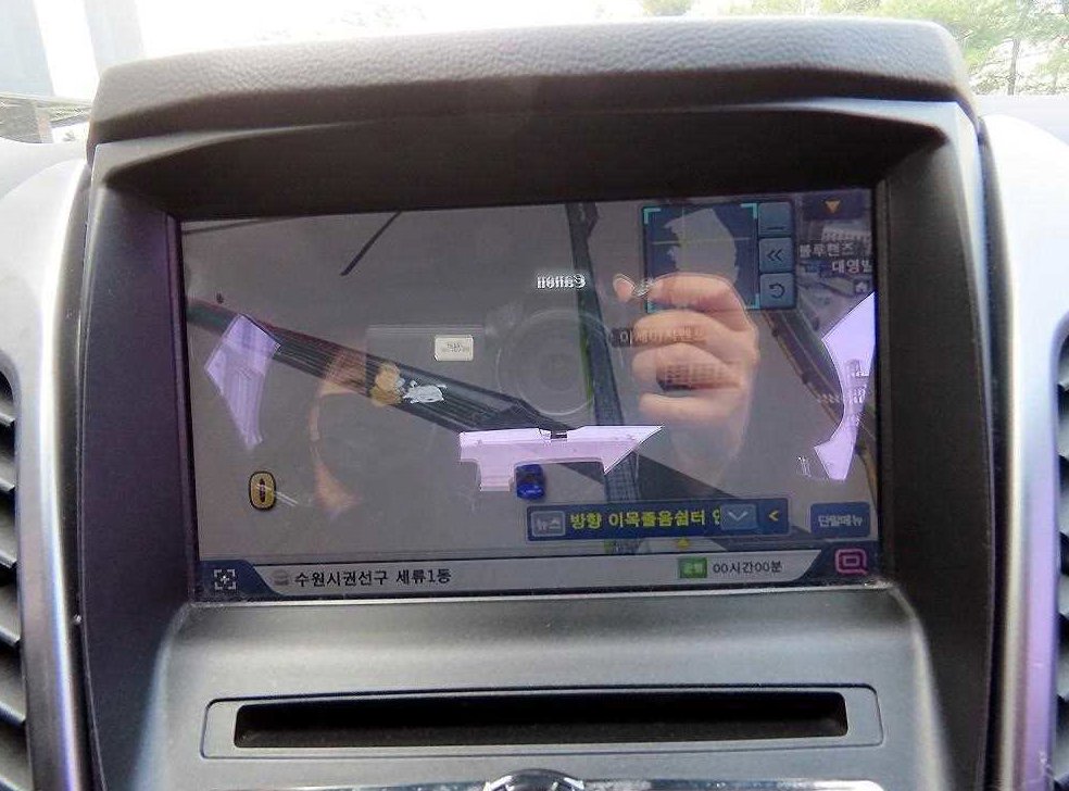 KG모빌리티(쌍용)  코란도 2WD 2.0 CVT 사진 14