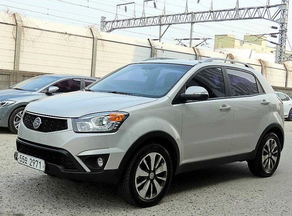 KG모빌리티(쌍용)  코란도 2WD 2.0 CVT 사진 2