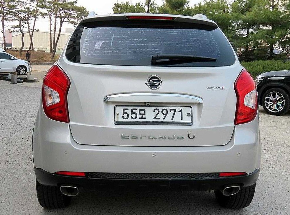 KG모빌리티(쌍용)  코란도 2WD 2.0 CVT 사진 4