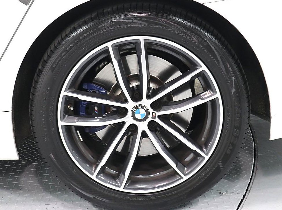 BMW 5시리즈 520i M 스포츠 사진 16