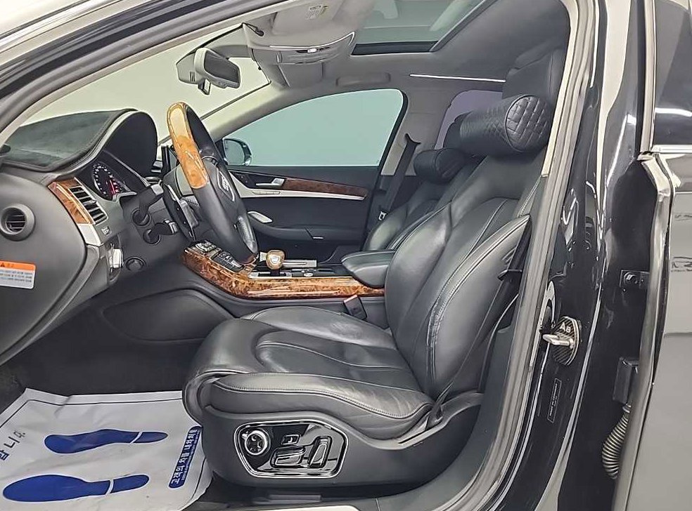 아우디 A8 6.3 FSI 콰트로 LWB 사진 11