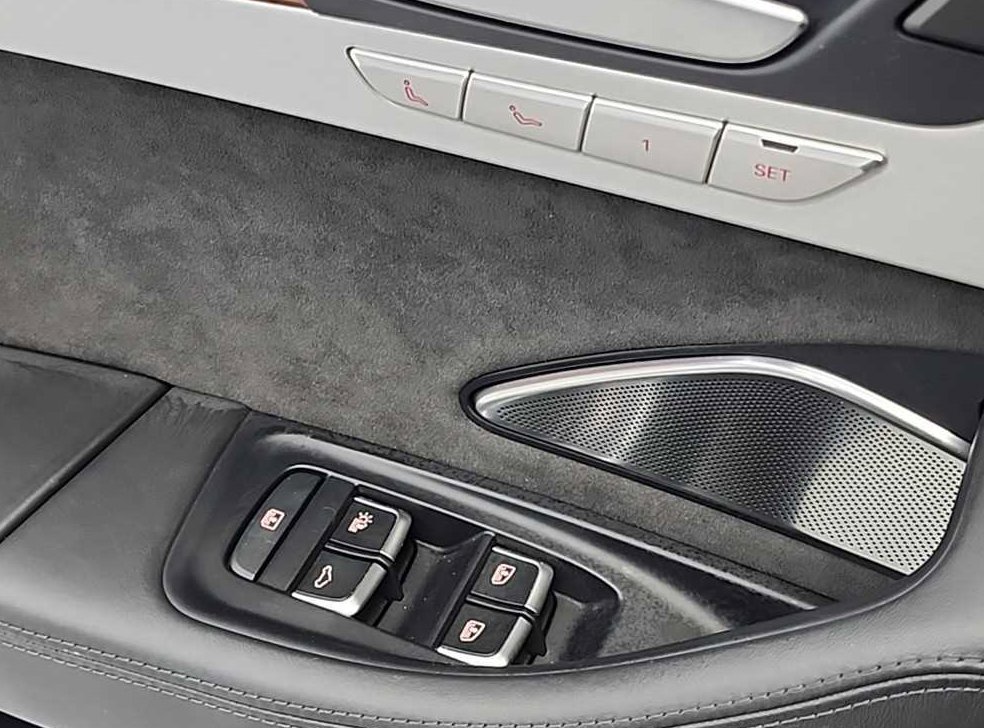 아우디 A8 6.3 FSI 콰트로 LWB 사진 16