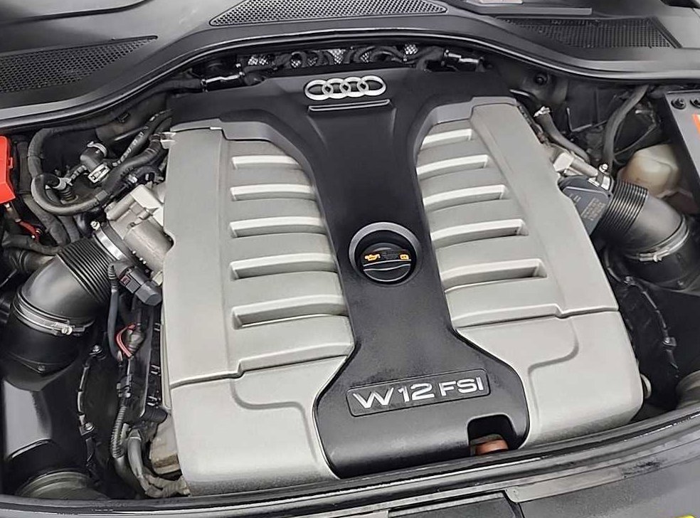 아우디 A8 6.3 FSI 콰트로 LWB 사진 5