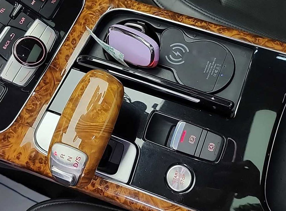 아우디 A8 6.3 FSI 콰트로 LWB 사진 8