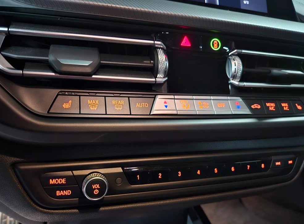 BMW 2시리즈 220i M 스포츠 사진 11