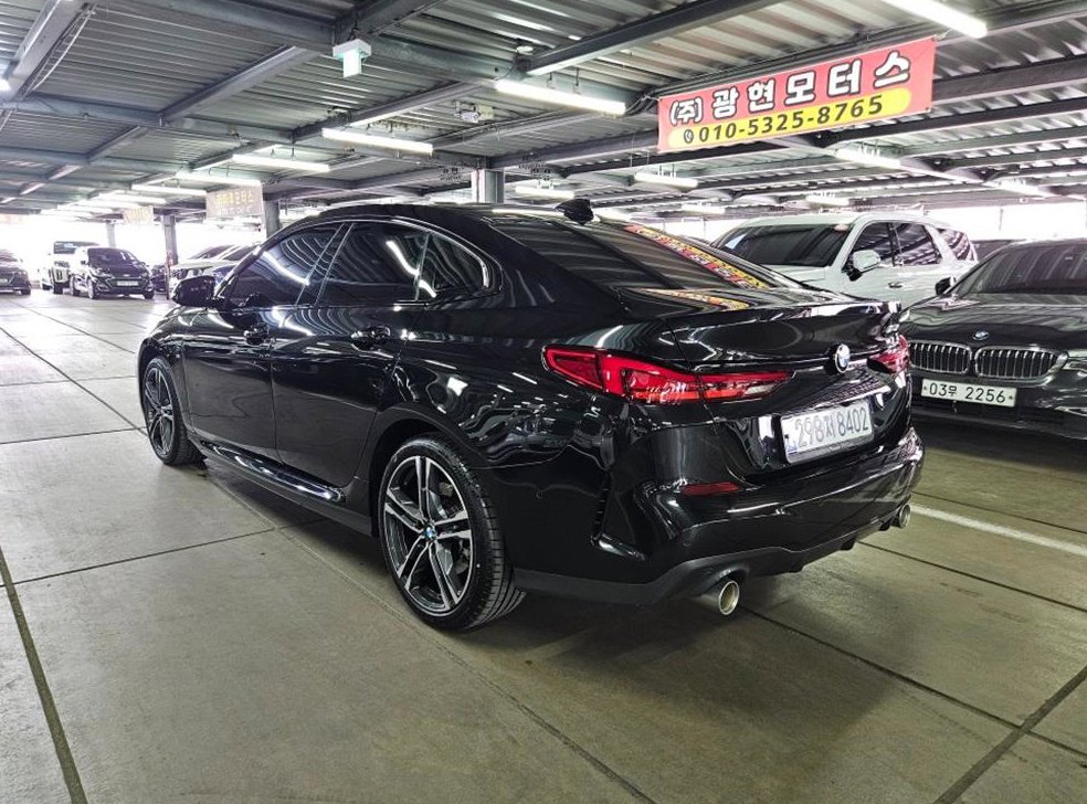 BMW 2시리즈 220i M 스포츠 사진 4