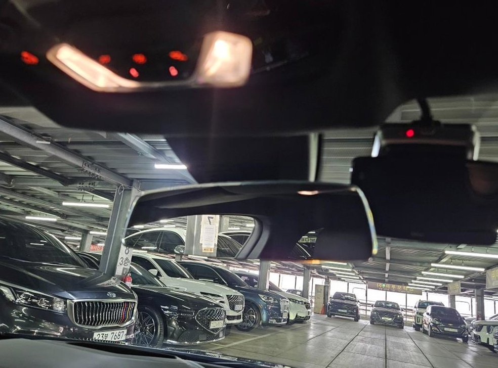 BMW 2시리즈 220i M 스포츠 사진 7