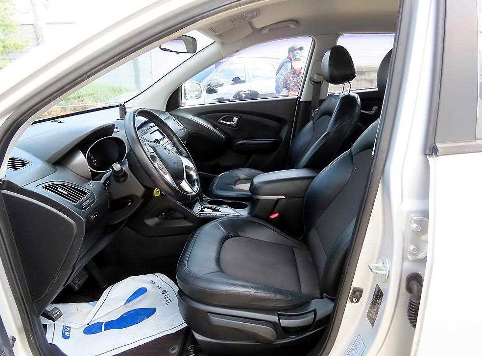 현대 투싼 2WD VGT LX20 사진 5