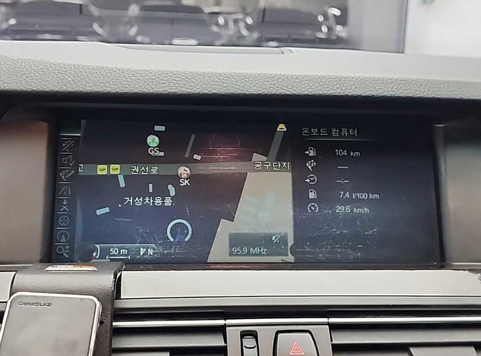 BMW 5시리즈 525d xDrive 사진 14