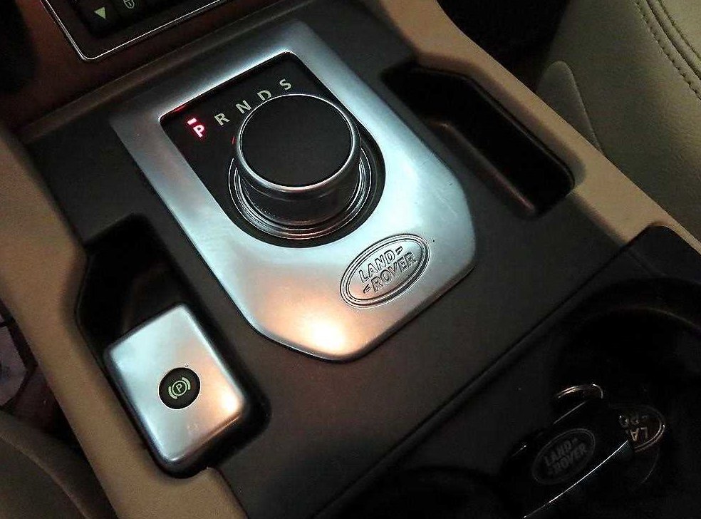 랜드로버 디스커버리 3.0 SDV6 HSE 사진 12
