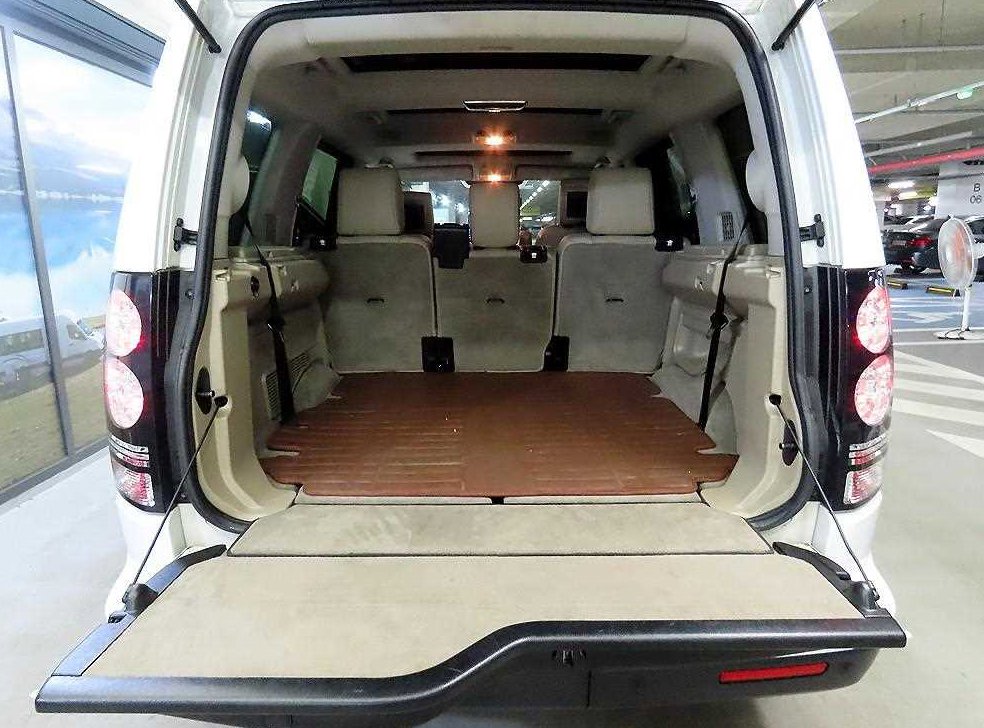 랜드로버 디스커버리 3.0 SDV6 HSE 사진 17