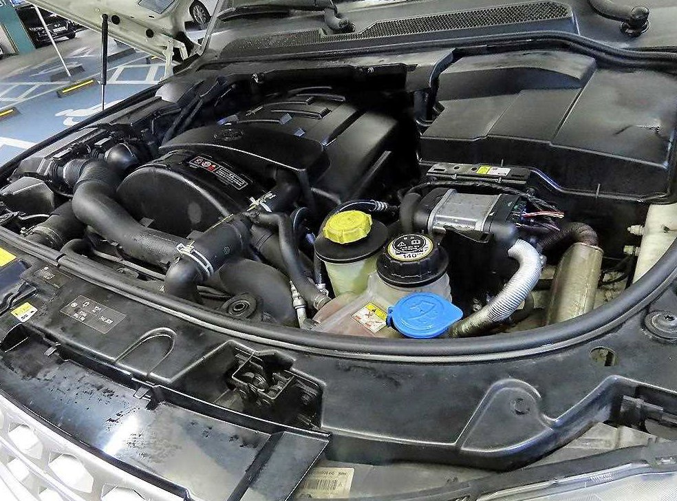 랜드로버 디스커버리 3.0 SDV6 HSE 사진 19