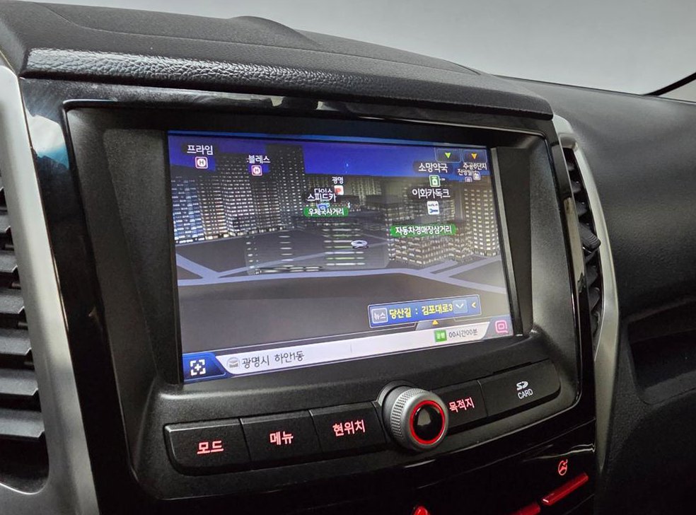 KG모빌리티(쌍용)  티볼리 가솔린 2WD 1.6 LX 사진 13