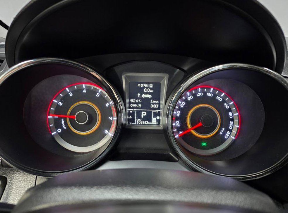 KG모빌리티(쌍용)  티볼리 가솔린 2WD 1.6 LX 사진 5