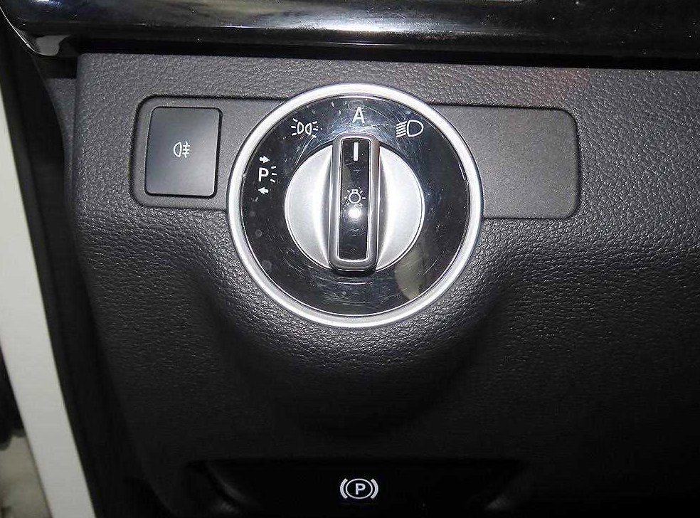 벤츠 E 클래스 E200 CGI 아방가르드 사진 14