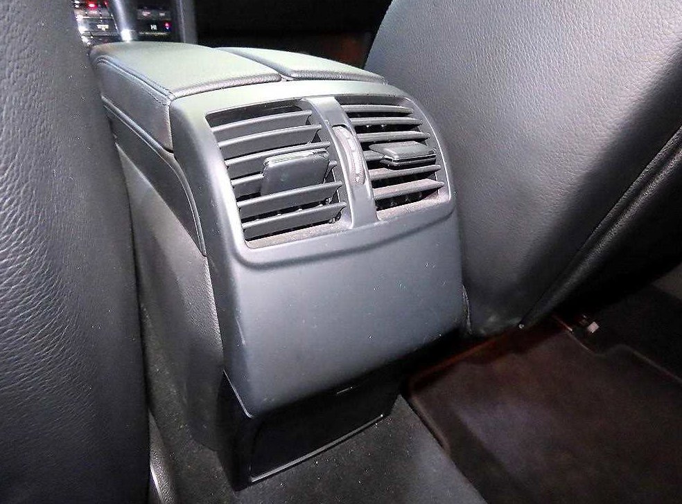 벤츠 E 클래스 E200 CGI 아방가르드 사진 17