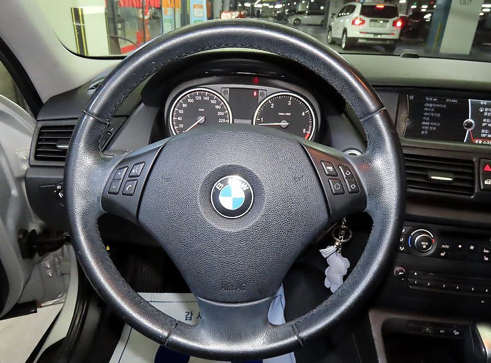 BMW X1 xDrive 20d 4WD 사진 8