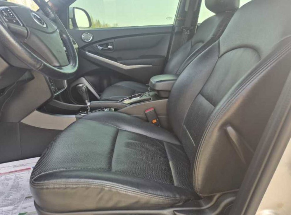 KG모빌리티(쌍용)  코란도 2WD 2.0 CVT 사진 12