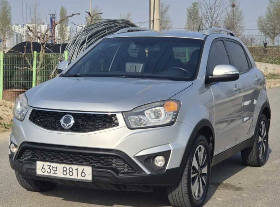 KG모빌리티(쌍용)  코란도 2WD 2.0 CVT 사진 2