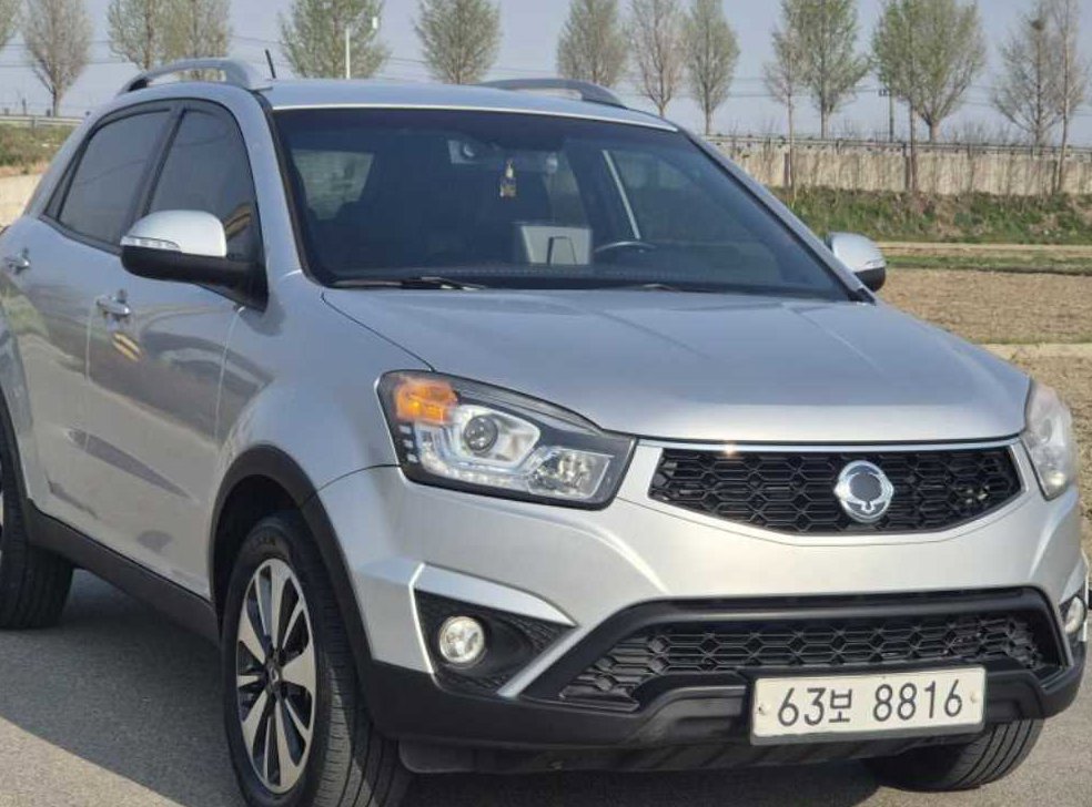 KG모빌리티(쌍용)  코란도 2WD 2.0 CVT 사진 3