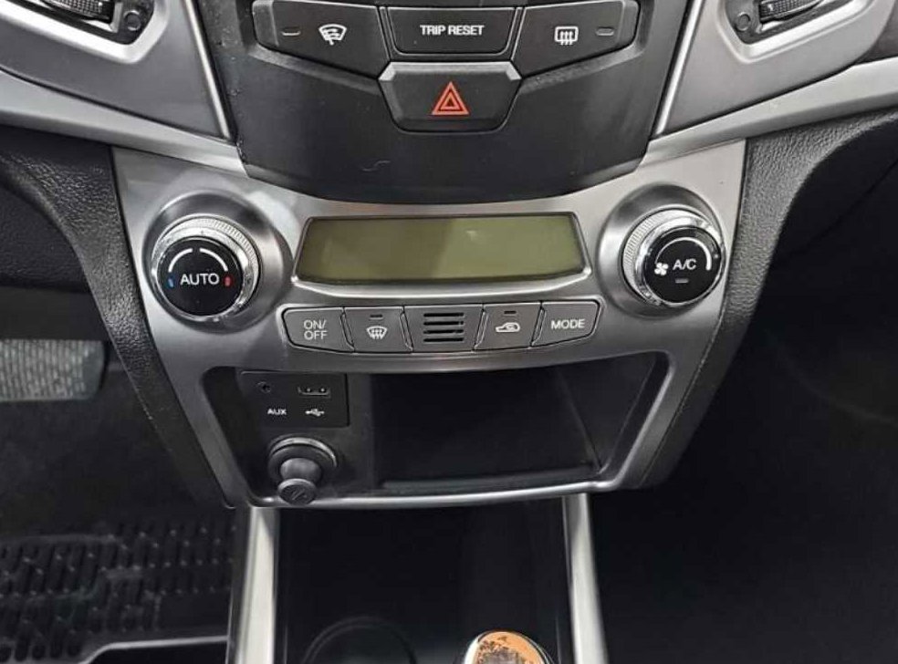 KG모빌리티(쌍용)  코란도 4WD 2.0 RX 사진 10