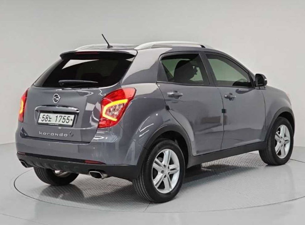 KG모빌리티(쌍용)  코란도 4WD 2.0 RX 사진 3
