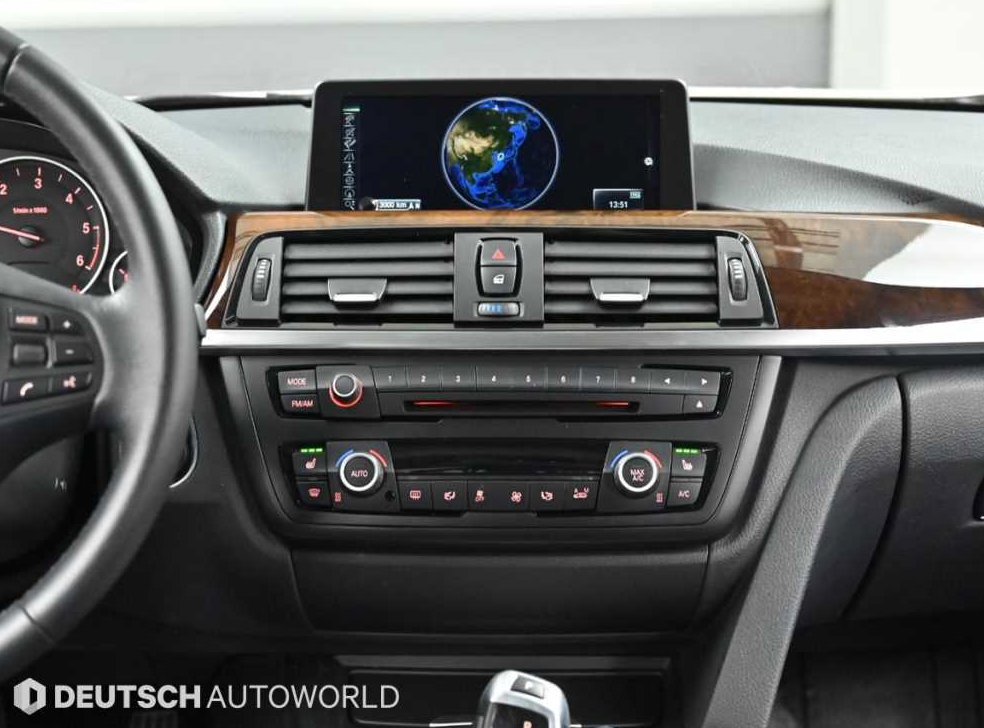 BMW 3시리즈 320d 사진 14