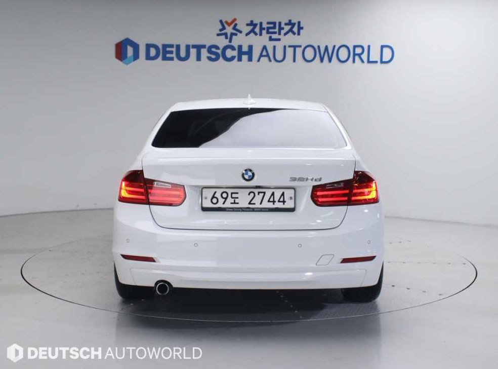 BMW 3시리즈 320d 사진 4