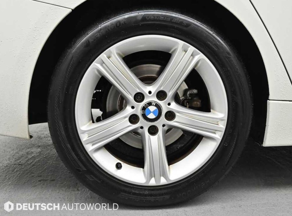 BMW 3시리즈 320d 사진 5