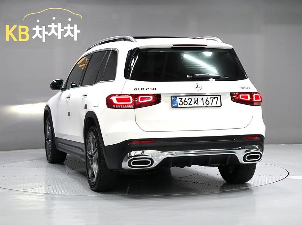 벤츠 GLB 클래스 GLB 250 4MATIC 사진 4