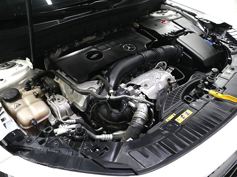 벤츠 GLB 클래스 GLB 250 4MATIC 사진 5