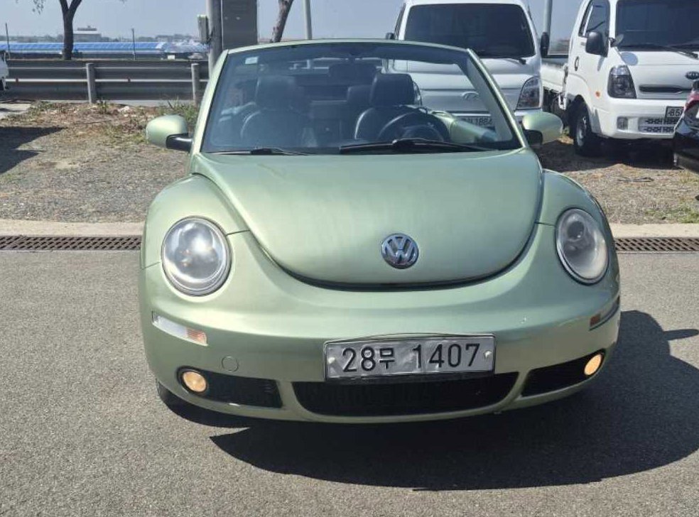 폭스바겐 비틀 2.0 CABRIOLET 사진 3