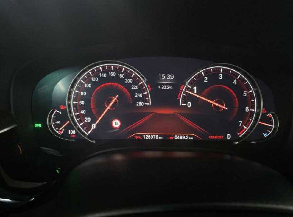BMW 5시리즈 530i M 스포츠 플러스 사진 9
