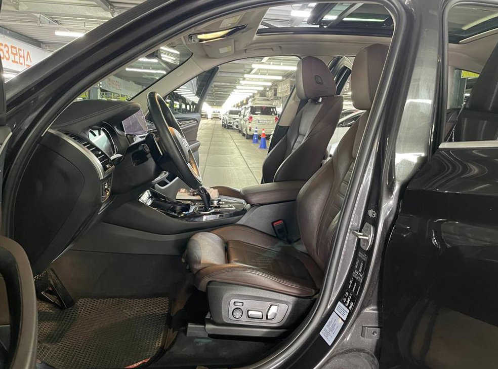 BMW X3 xDrive 20d 사진 18