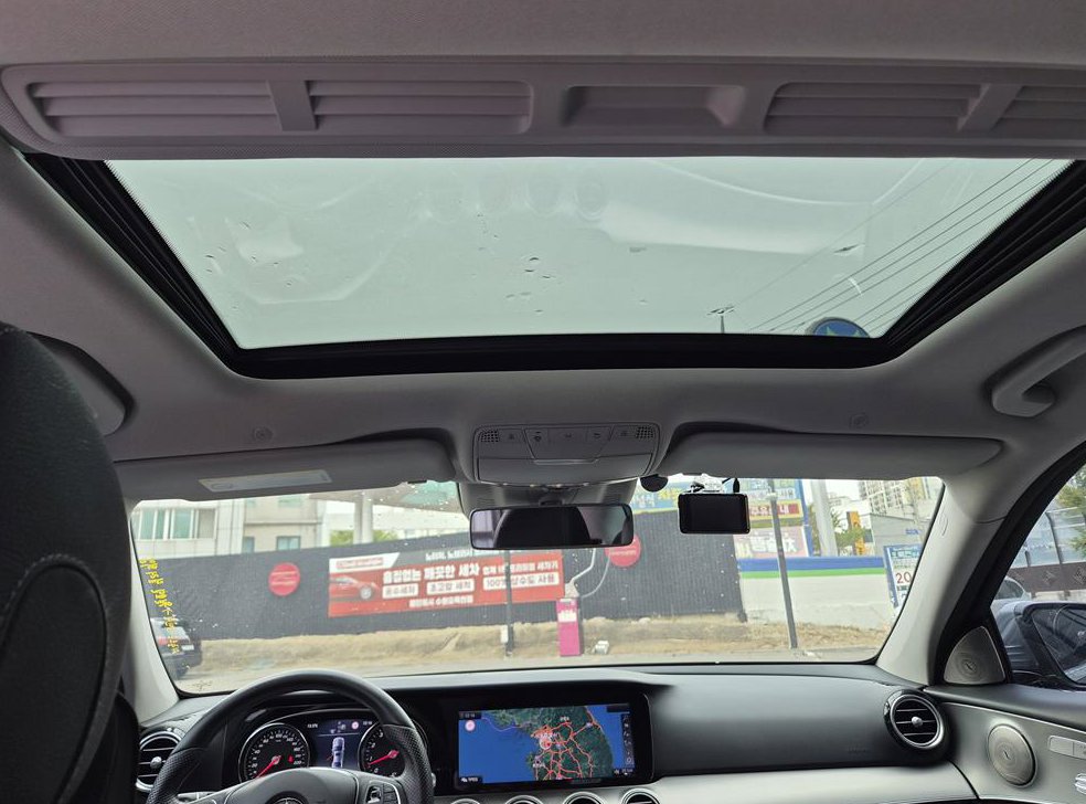 벤츠 E 클래스 E200 아방가르드 사진 10