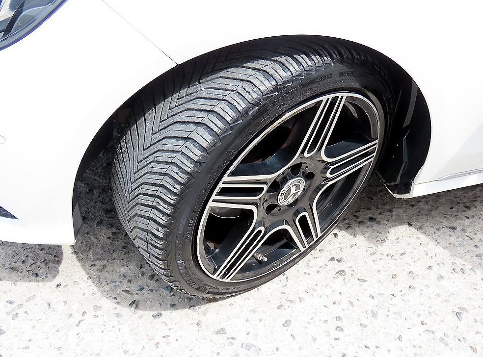 벤츠 E 클래스 E250 CDI 4MATIC 사진 20